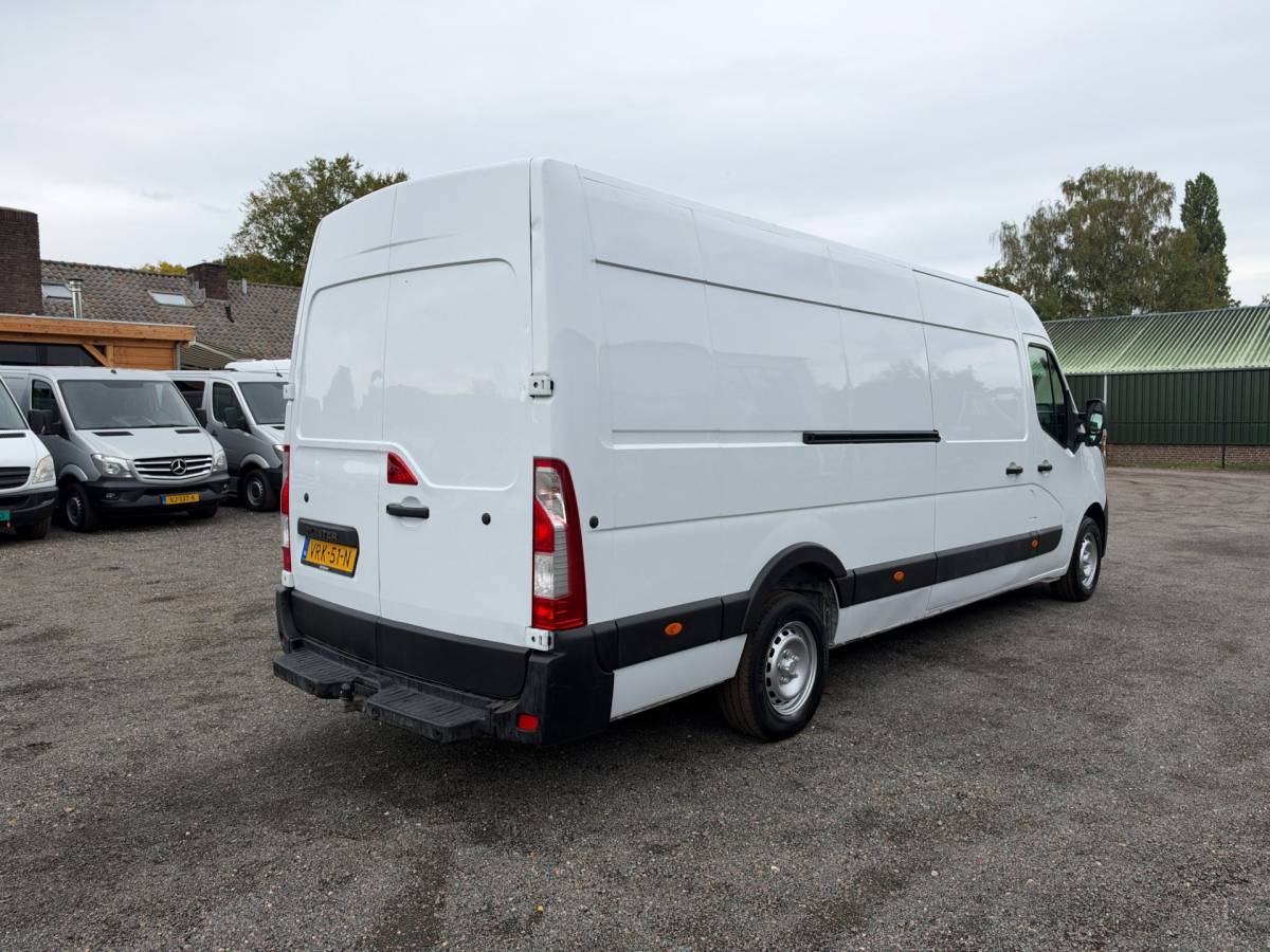 Renault Master Renault Master T35 2.3 dCi 165PK L4H2 EL Airco / Cruise