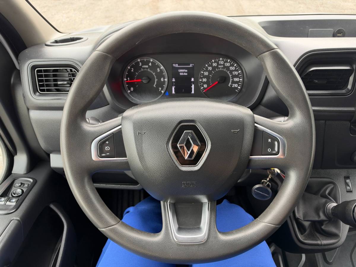 Renault Master Renault Master T35 2.3 dCi 165PK L4H2 EL Airco / Cruise