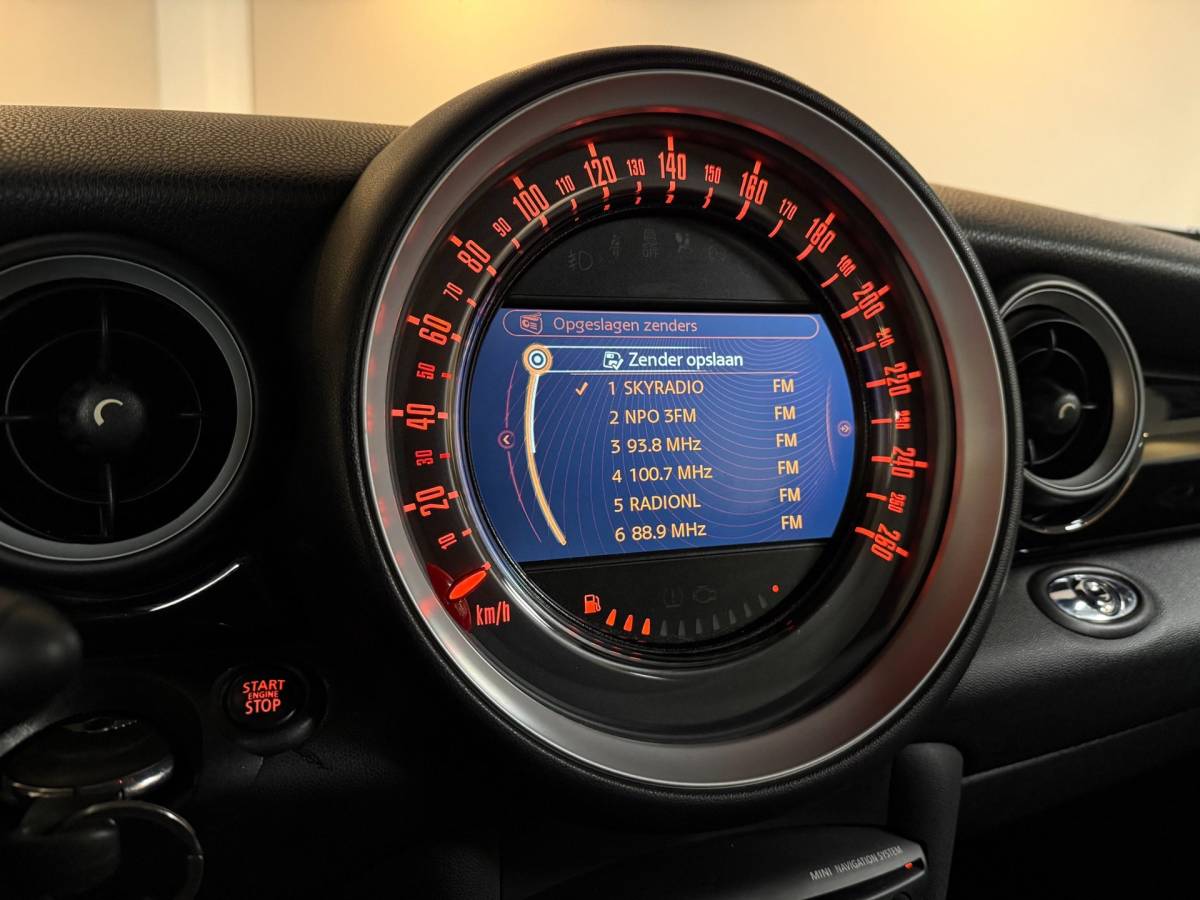 MINI Cooper Cabrio Mini Cabrio 1.6 Cooper Chili *Automaat* Dealer OH|Stoelverw.|Cruise|Navi|PDC|Sfeerverlichting|Climate|Windscherm|BT|Isofix