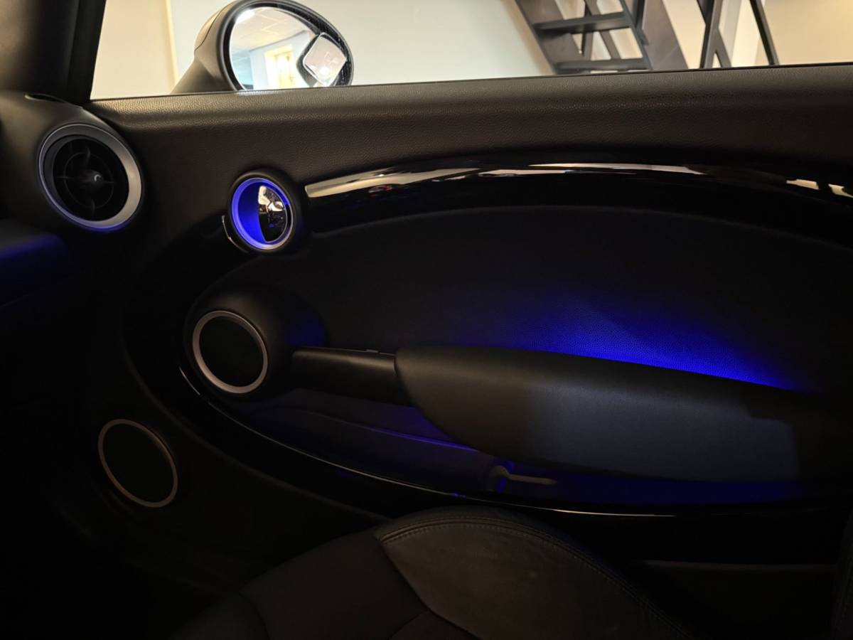 MINI Cooper Cabrio Mini Cabrio 1.6 Cooper Chili *Automaat* Dealer OH|Stoelverw.|Cruise|Navi|PDC|Sfeerverlichting|Climate|Windscherm|BT|Isofix
