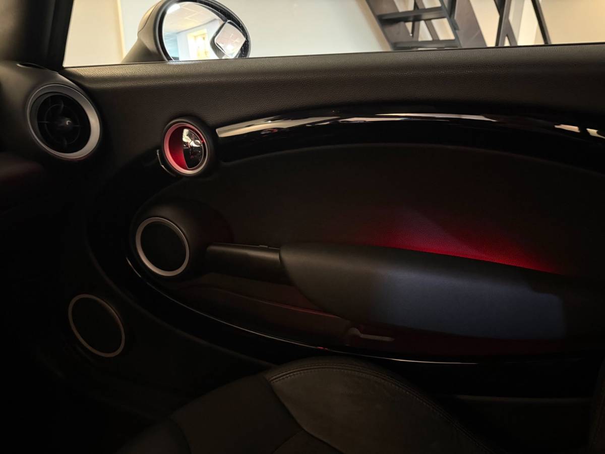 MINI Cooper Cabrio Mini Cabrio 1.6 Cooper Chili *Automaat* Dealer OH|Stoelverw.|Cruise|Navi|PDC|Sfeerverlichting|Climate|Windscherm|BT|Isofix