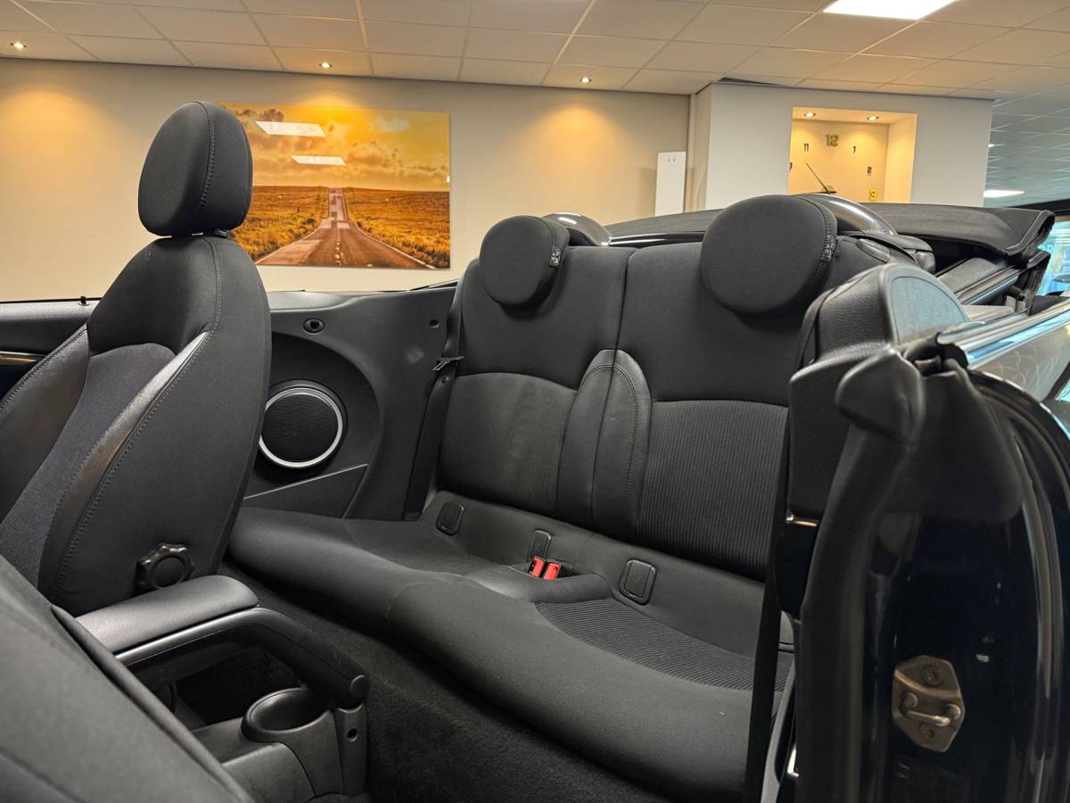 MINI Cooper Cabrio Mini Cabrio 1.6 Cooper Chili *Automaat* Dealer OH|Stoelverw.|Cruise|Navi|PDC|Sfeerverlichting|Climate|Windscherm|BT|Isofix