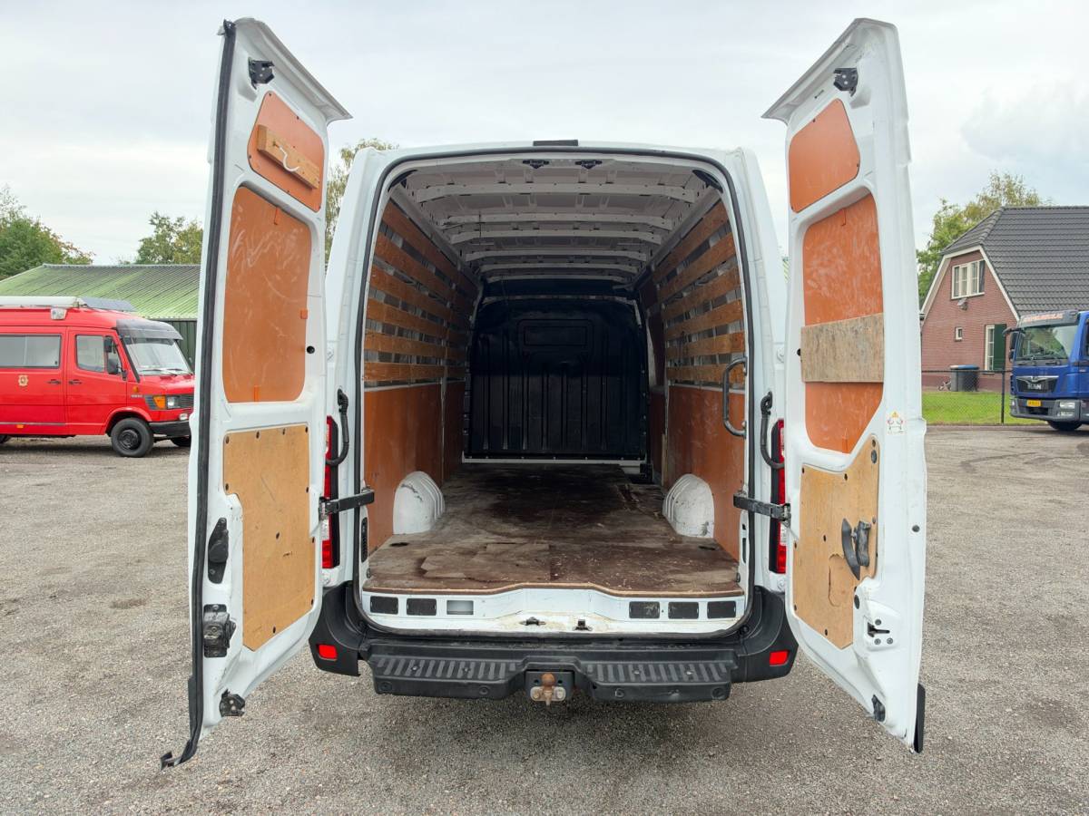 Renault Master Renault Master T35 2.3 dCi 165 L4H2 EL Energy Comfort Airco / Cruise
