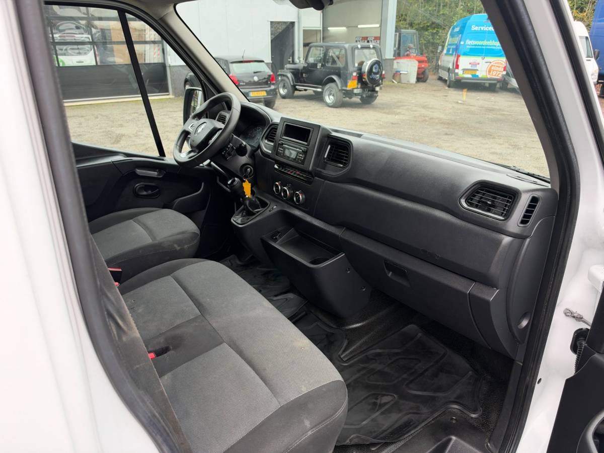 Renault Master Renault Master T35 2.3 dCi 165 L4H2 EL Energy Comfort Airco / Cruise