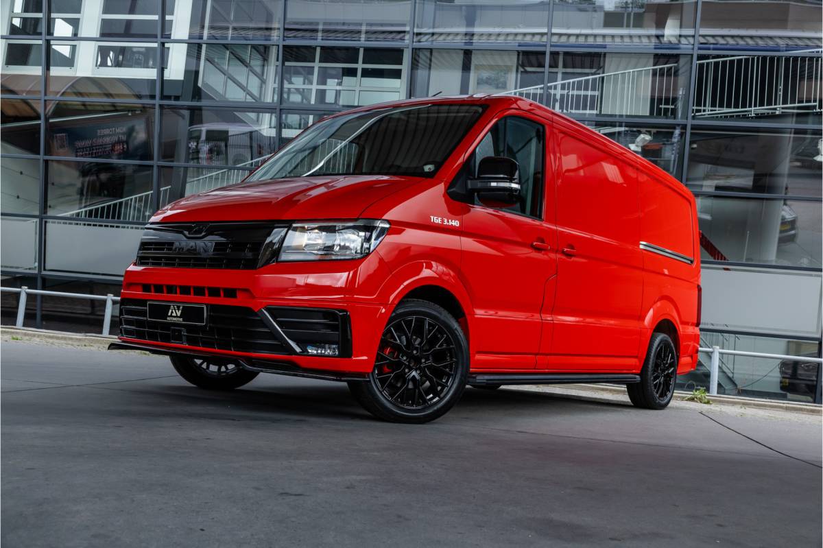 MAN TGE Man TGE 35 2.0 L3H2 DSG | ACC | Standkachel | CarPlay | Navigatie | Camera | MF Stuur | Sortimo | DAB | Stoelverwarming | Nieuwe APK