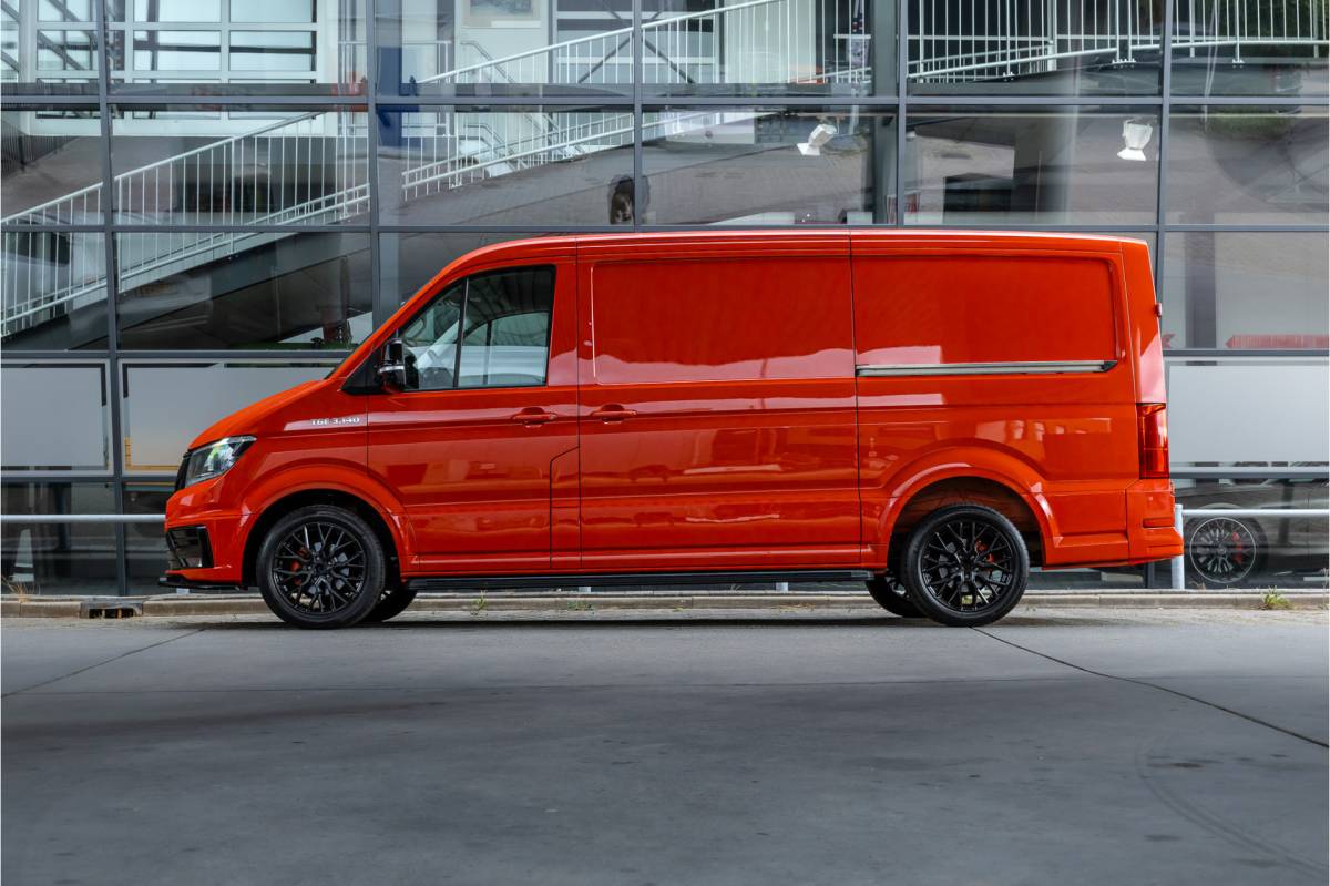 MAN TGE Man TGE 35 2.0 L3H2 DSG | ACC | Standkachel | CarPlay | Navigatie | Camera | MF Stuur | Sortimo | DAB | Stoelverwarming | Nieuwe APK