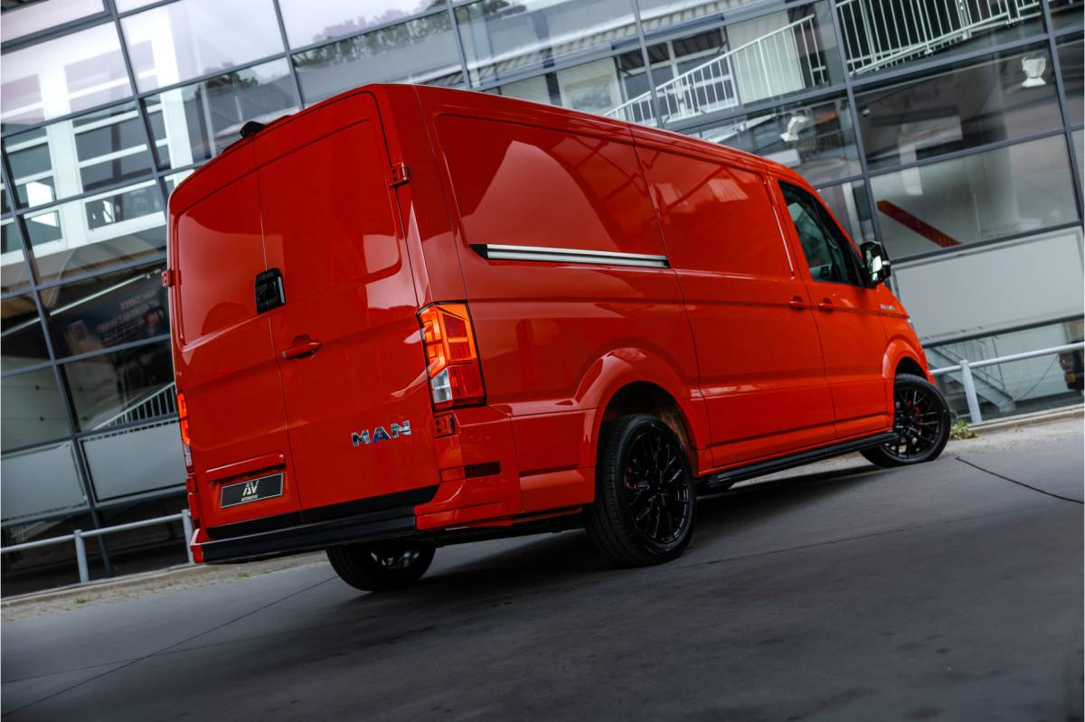 MAN TGE Man TGE 35 2.0 L3H2 DSG | ACC | Standkachel | CarPlay | Navigatie | Camera | MF Stuur | Sortimo | DAB | Stoelverwarming | Nieuwe APK