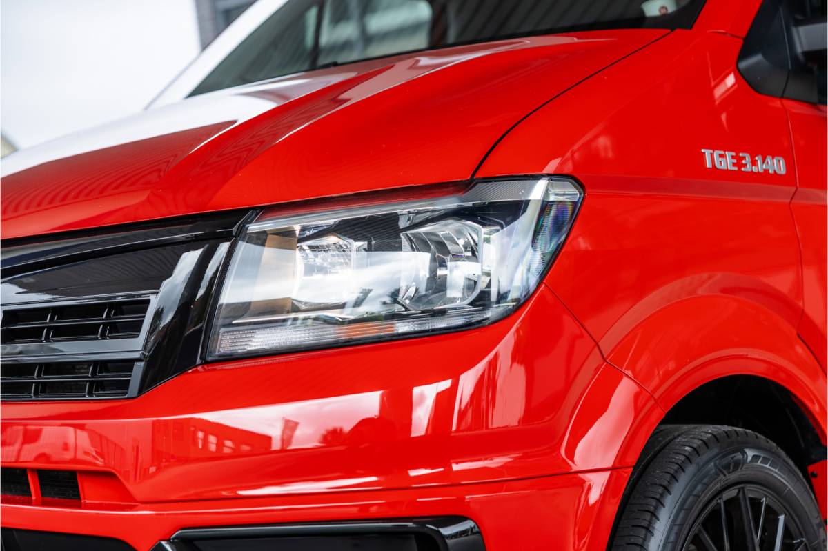 MAN TGE Man TGE 35 2.0 L3H2 DSG | ACC | Standkachel | CarPlay | Navigatie | Camera | MF Stuur | Sortimo | DAB | Stoelverwarming | Nieuwe APK