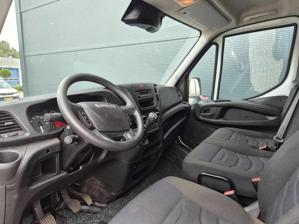 Iveco Daily Iveco Daily 35S16V 2.3 L2H2 Clima 155 PK 3500 kg trekken