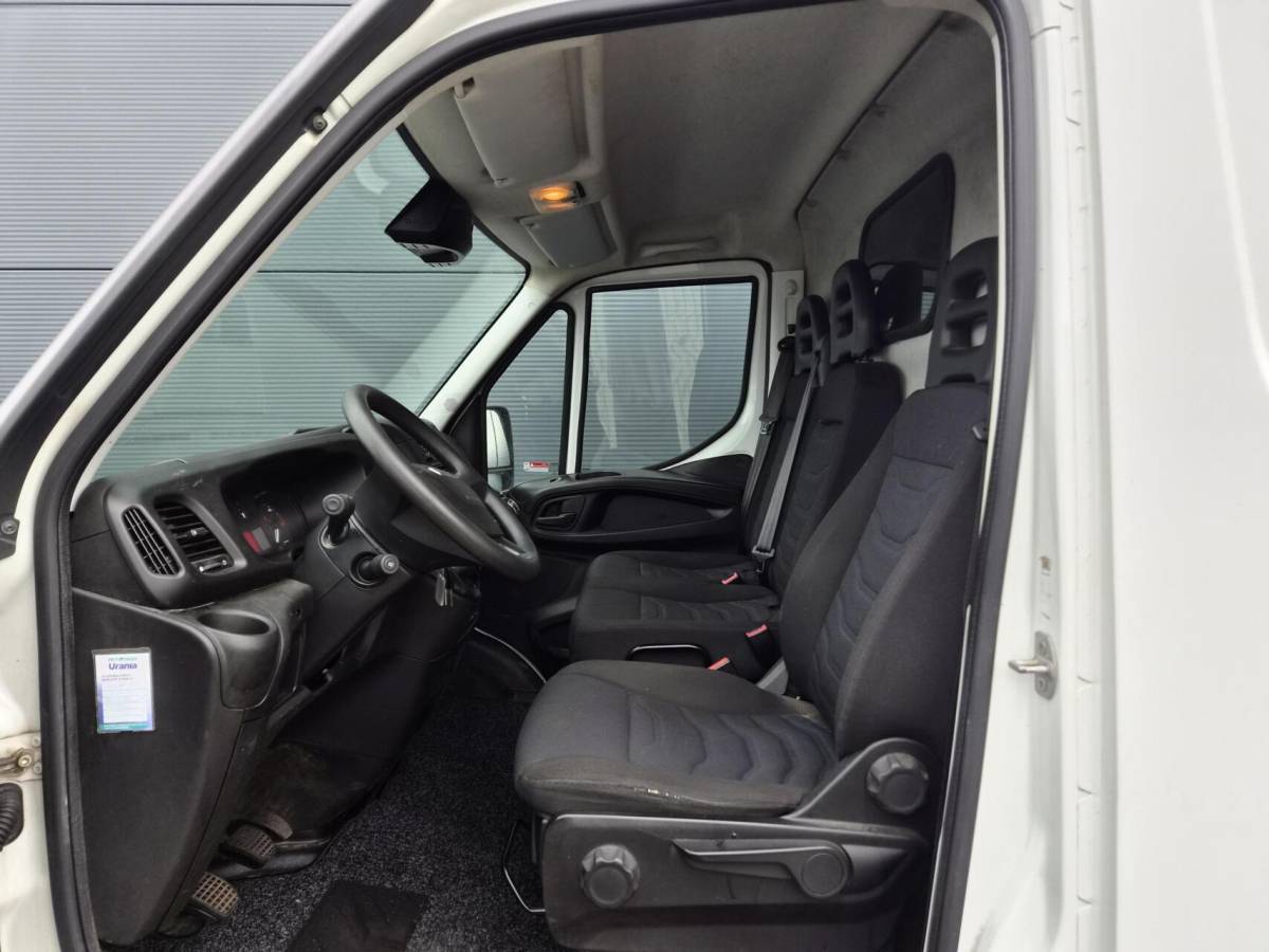 Iveco Daily Iveco Daily 35S16V 2.3 L2H2 Clima 155 PK 3500 kg trekken