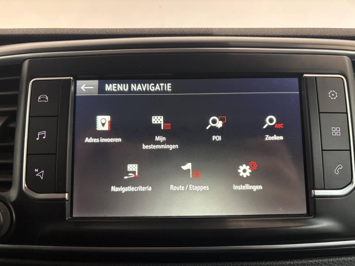 Opel Vivaro Opel Vivaro 2.0 CDTI Automaat 145 pk L3H1 Dubbele Cabine Automaat Airco Navi Cruise Control Parkeersensoren Camera Trekhaak