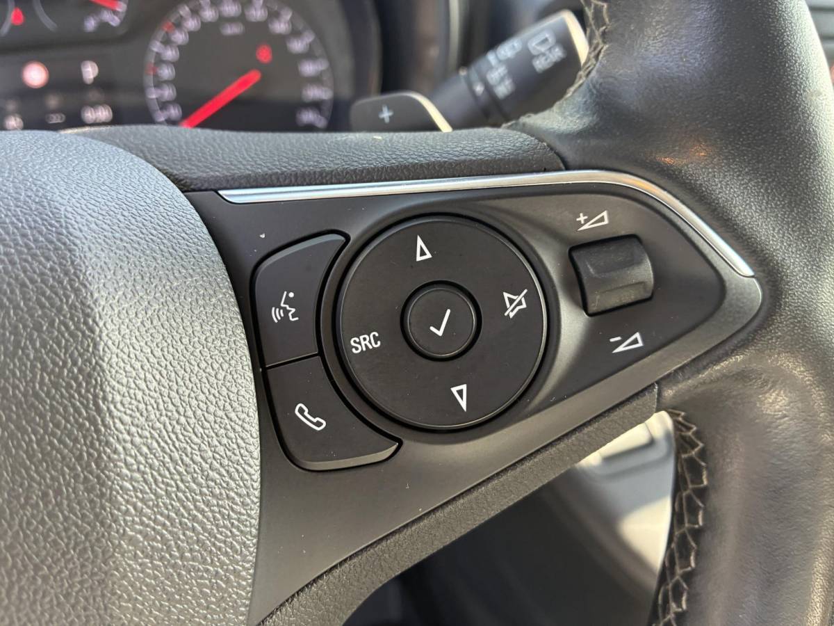 Opel Combo Opel Combo 1.5D 130Pk Automaat(8) L1H1 | Climate control | Camera | Navigatie | 3-Persoons | Stoel & Stuurverwarming | Elektrisch Pakket | Parkpilot |