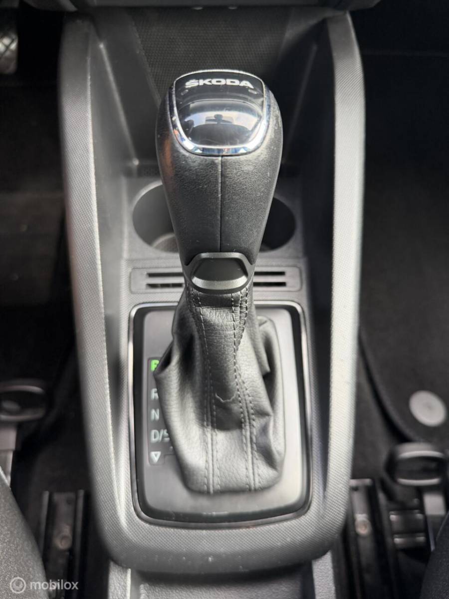 Škoda Fabia Skoda Fabia Combi 1.0 TSI DSG SCOUT LINE CLIMA*CARPLAY*CRUISE*PDC