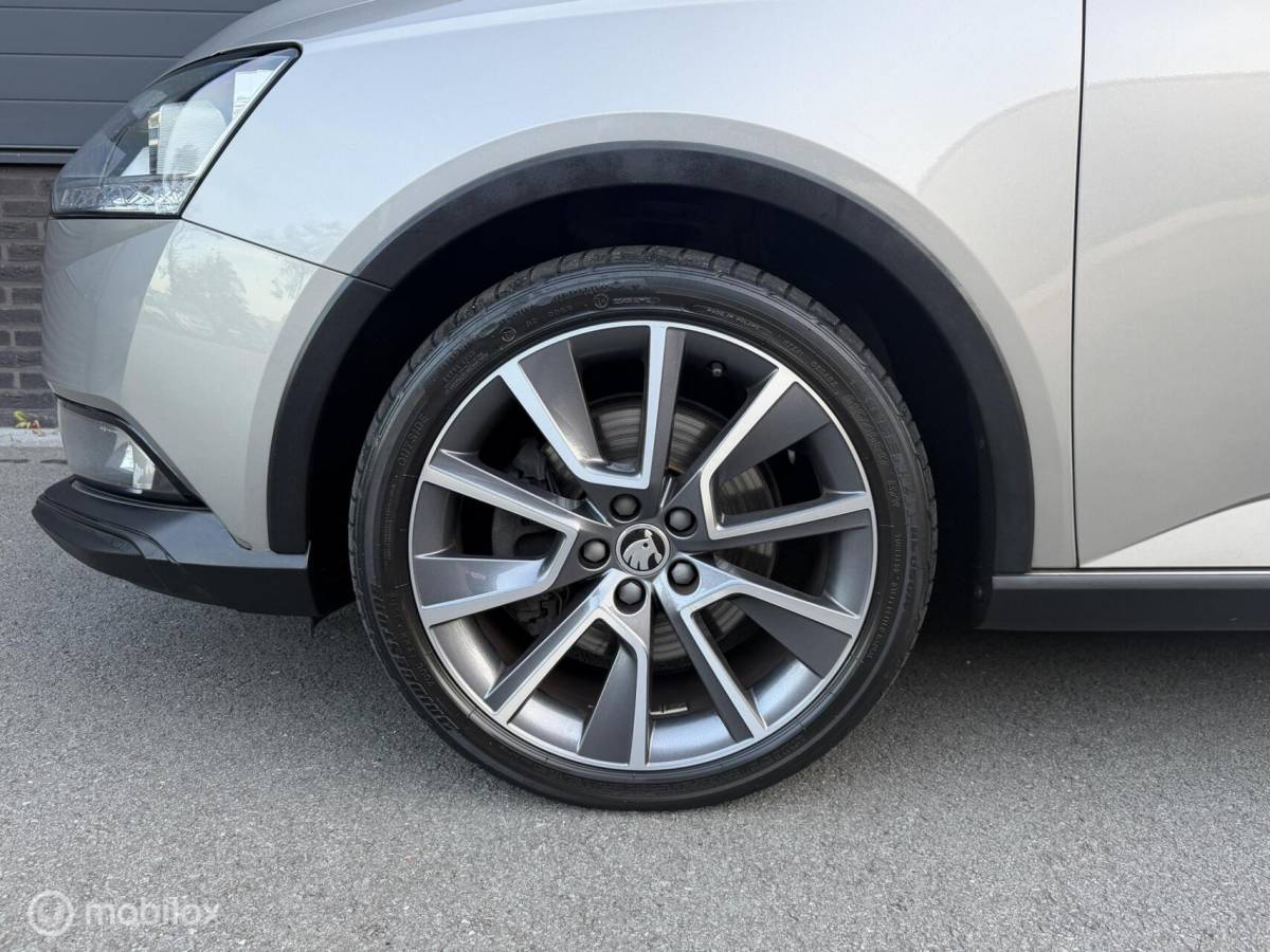 Škoda Fabia Skoda Fabia Combi 1.0 TSI DSG SCOUT LINE CLIMA*CARPLAY*CRUISE*PDC
