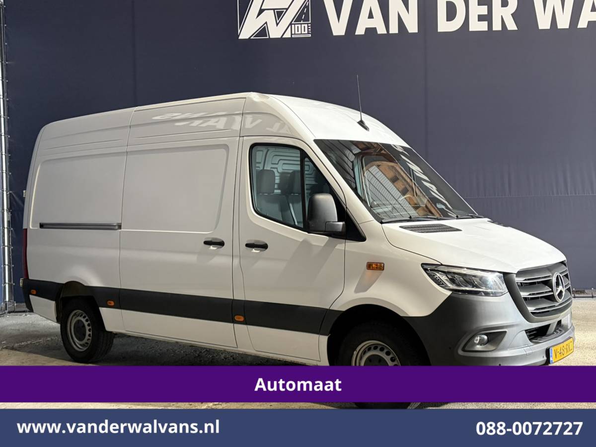 Mercedes-Benz Sprinter Mercedes-Benz Sprinter 317 CDI 170pk 9G-Tronic Automaat L2H2 Euro6 Airco | Camera | Navigatie | LED | Cruisecontrol Chauffeursstoel, Stoelverwarming, Parkeersensoren, Bijrijdersbank