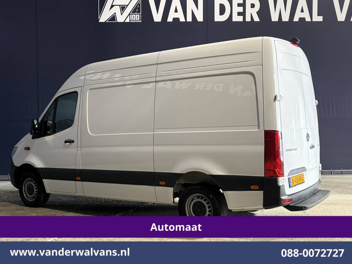 Mercedes-Benz Sprinter Mercedes-Benz Sprinter 317 CDI 170pk 9G-Tronic Automaat L2H2 Euro6 Airco | Camera | Navigatie | LED | Cruisecontrol Chauffeursstoel, Stoelverwarming, Parkeersensoren, Bijrijdersbank