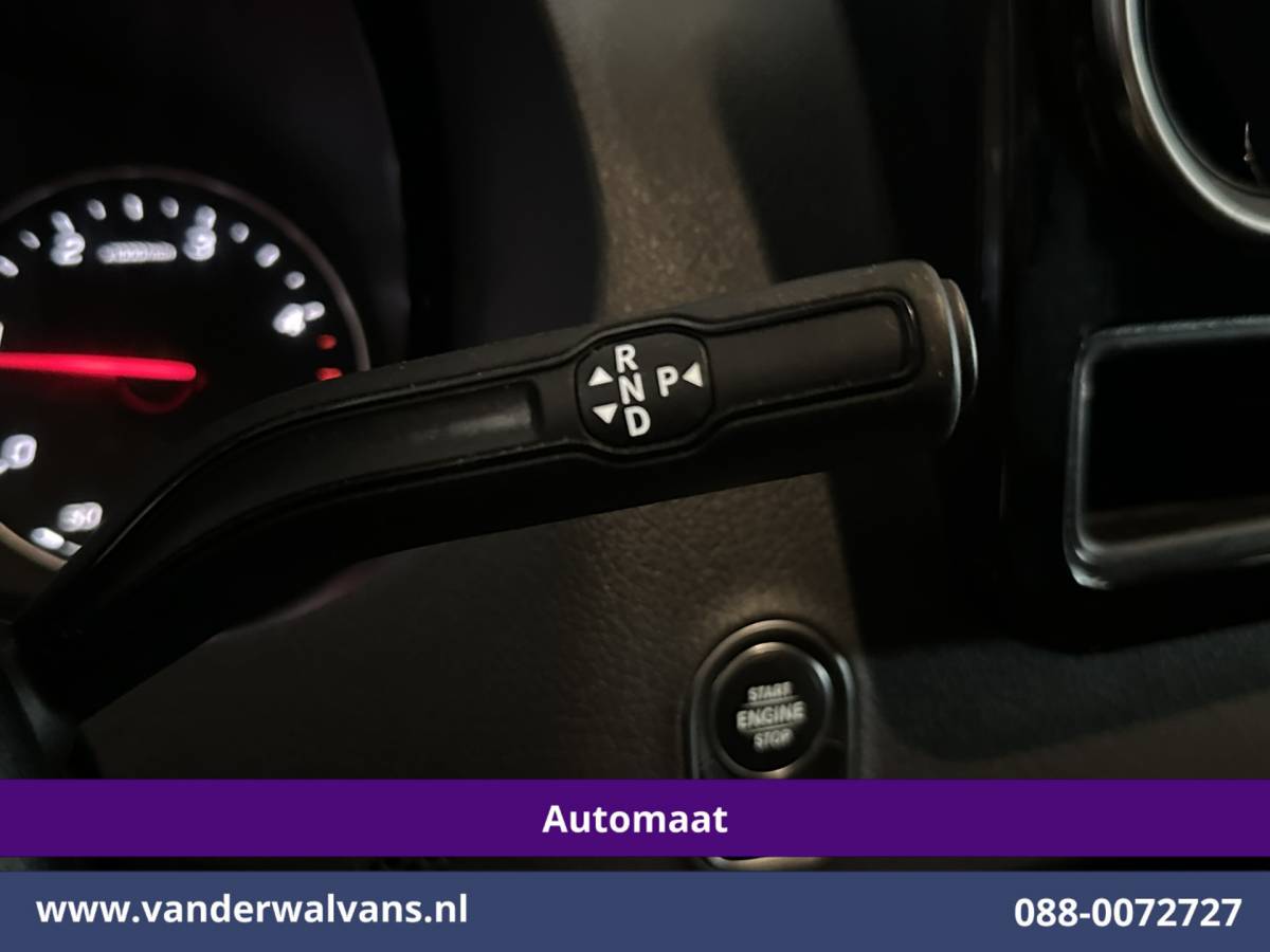 Mercedes-Benz Sprinter Mercedes-Benz Sprinter 317 CDI 170pk 9G-Tronic Automaat L2H2 Euro6 Airco | Camera | Navigatie | LED | Cruisecontrol Chauffeursstoel, Stoelverwarming, Parkeersensoren, Bijrijdersbank