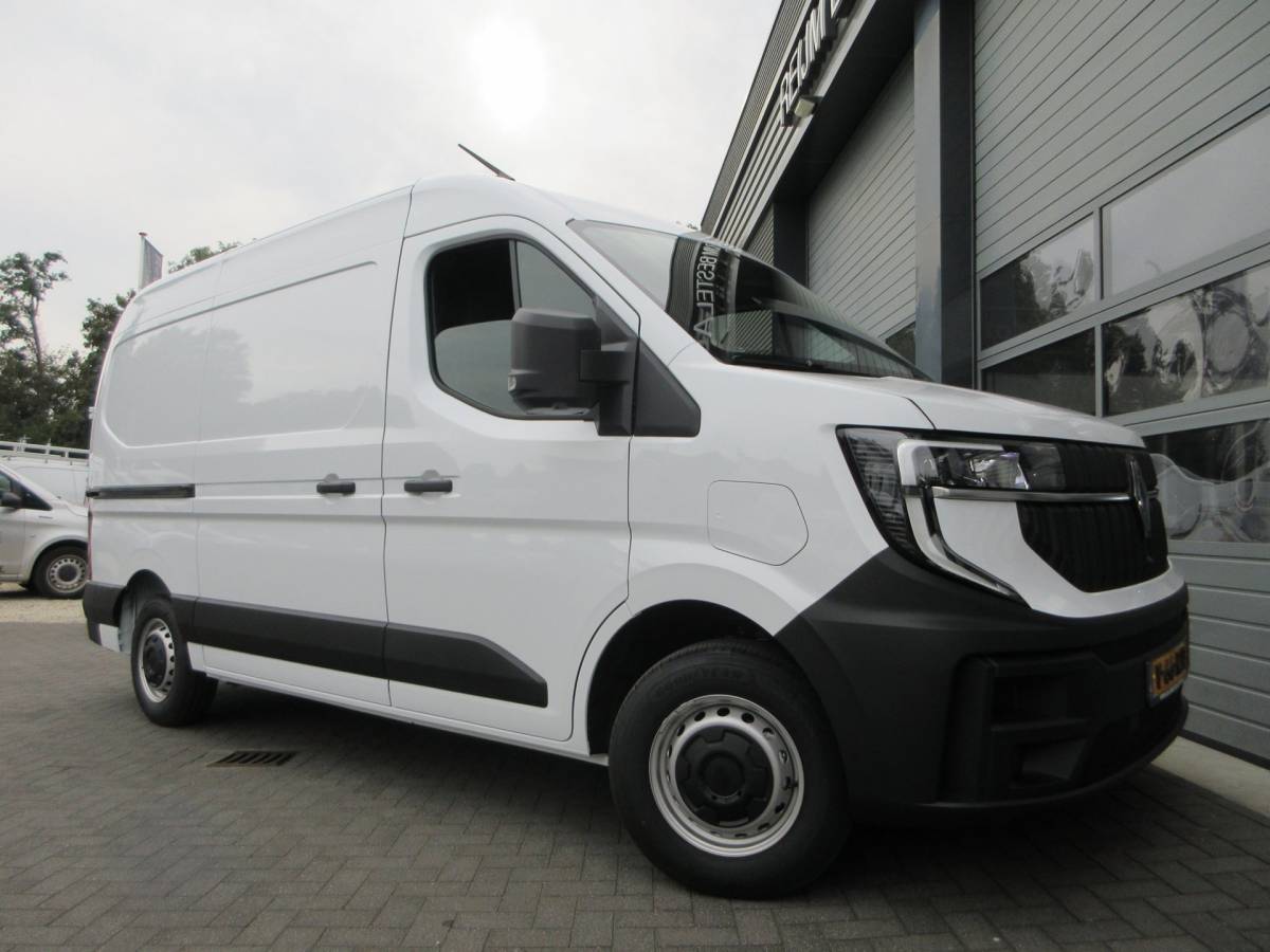 Renault Master Renault MASTER E-TECH T35 L2H2, Extra Long Range 87 kWh, Camera, Apple Carplay, Android.