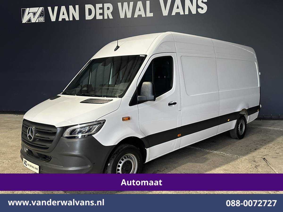 Mercedes-Benz Sprinter Mercedes-Benz Sprinter 317 CDI 170pk 9G-Tronic Automaat L3H2 Euro6 Airco | Camera | Navigatie | Cruisecontrol | LED Stoelverwarming, Parkeersensoren, Bijrijdersbank