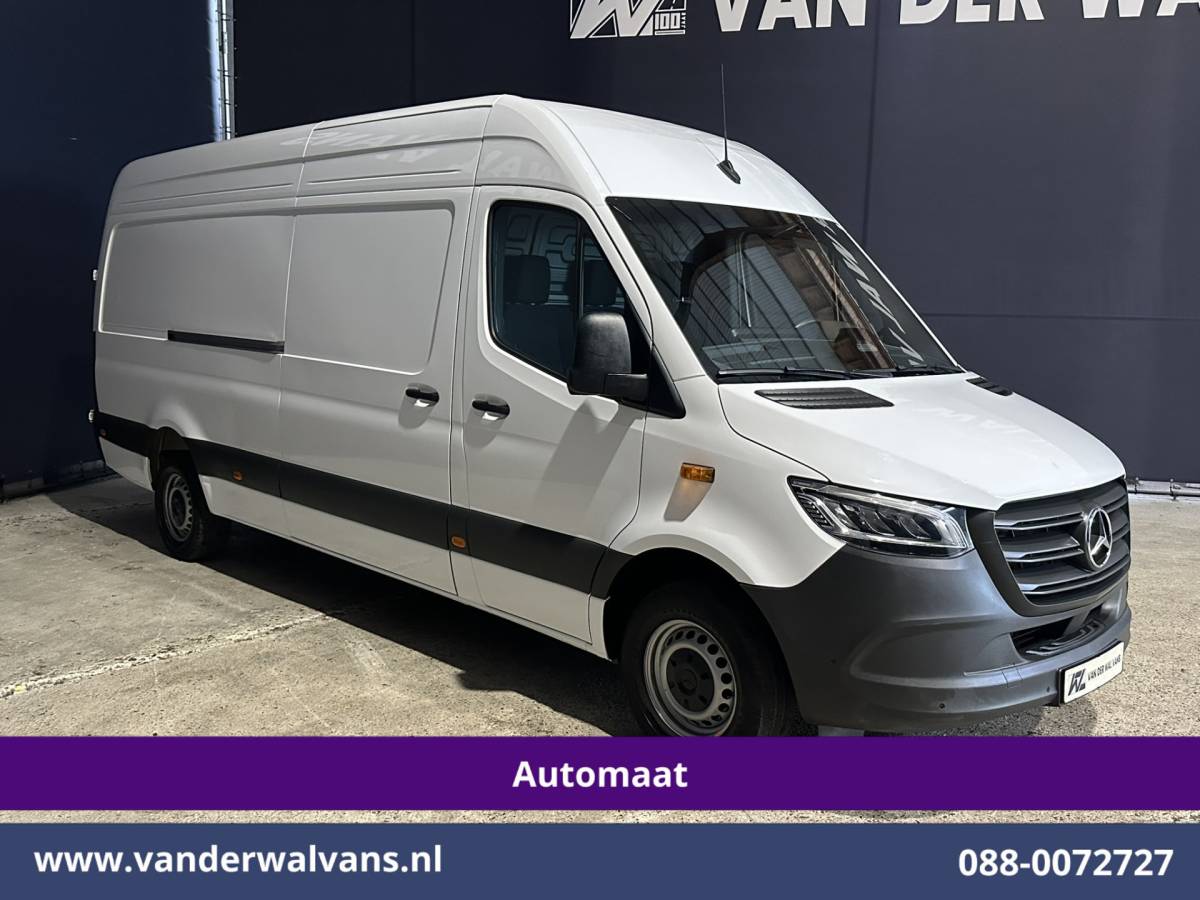 Mercedes-Benz Sprinter Mercedes-Benz Sprinter 317 CDI 170pk 9G-Tronic Automaat L3H2 Euro6 Airco | Camera | Navigatie | Cruisecontrol | LED Stoelverwarming, Parkeersensoren, Bijrijdersbank
