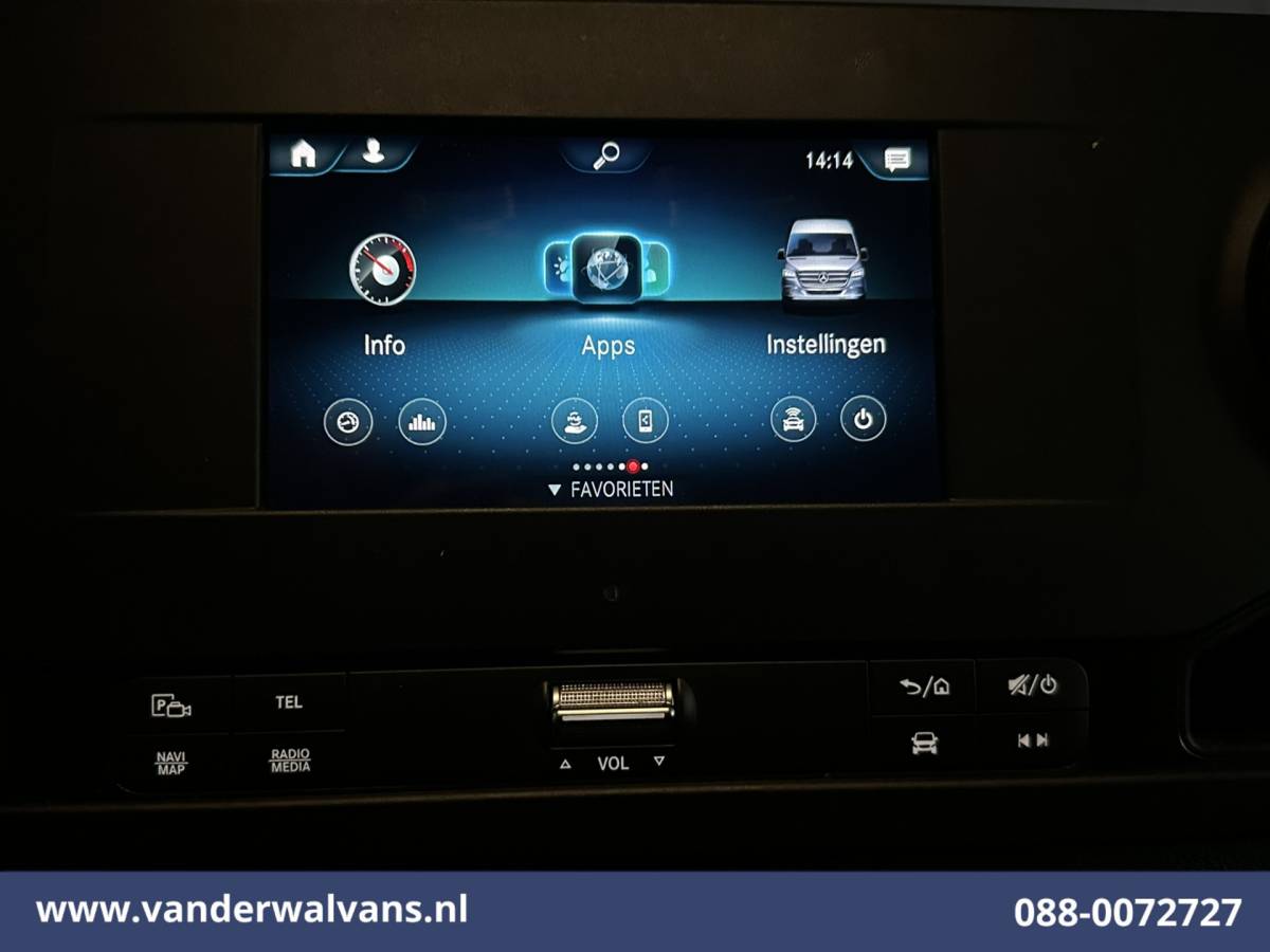 Mercedes-Benz Sprinter Mercedes-Benz Sprinter 317 CDI 170pk L2H2 Euro6 Airco | Camera | Navigatie | Cruisecontrol | Apple Carplay Android Auto, Trekhaak, Parkeersensoren, Bijrijdersbank