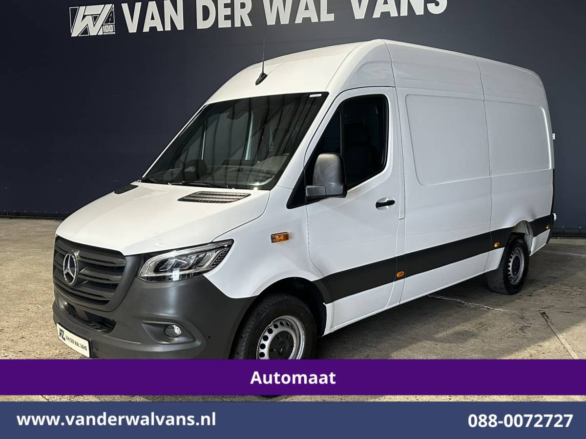 Mercedes-Benz Sprinter Mercedes-Benz Sprinter 317 CDI 170pk 9G-Tronic Automaat L2H2 Euro6 Airco | Camera | Navigatie | LED | Cruisecontrol Stoelverwarming, Chauffeursstoel, Parkeersensoren, Bijrijdersbank