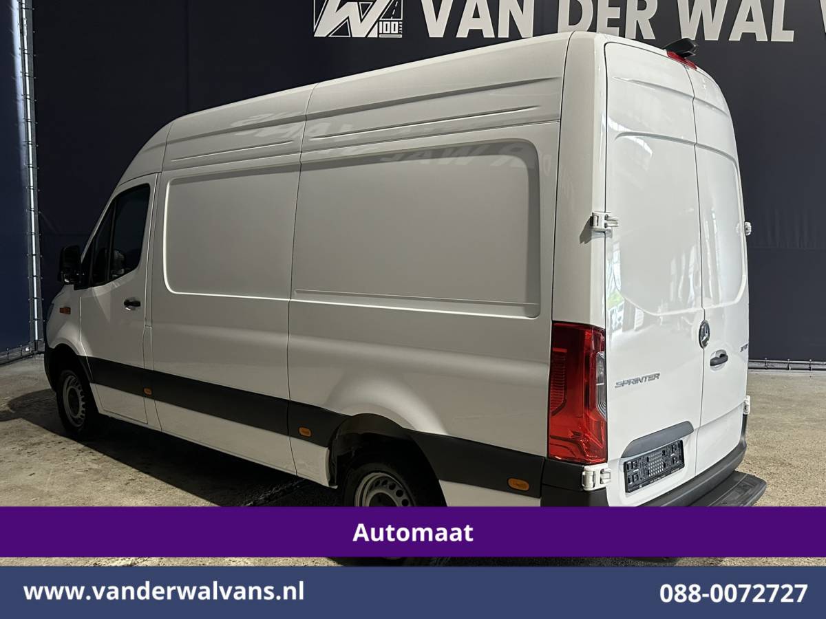 Mercedes-Benz Sprinter Mercedes-Benz Sprinter 317 CDI 170pk 9G-Tronic Automaat L2H2 Euro6 Airco | Camera | Navigatie | LED | Cruisecontrol Stoelverwarming, Chauffeursstoel, Parkeersensoren, Bijrijdersbank