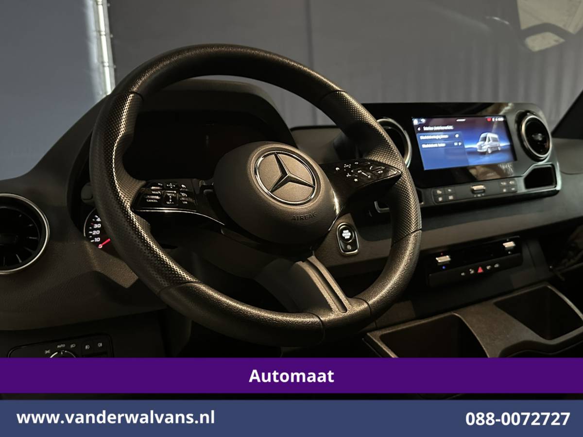 Mercedes-Benz Sprinter Mercedes-Benz Sprinter 317 CDI 170pk 9G-Tronic Automaat L2H2 Euro6 Airco | Camera | Navigatie | LED | Cruisecontrol Stoelverwarming, Chauffeursstoel, Parkeersensoren, Bijrijdersbank