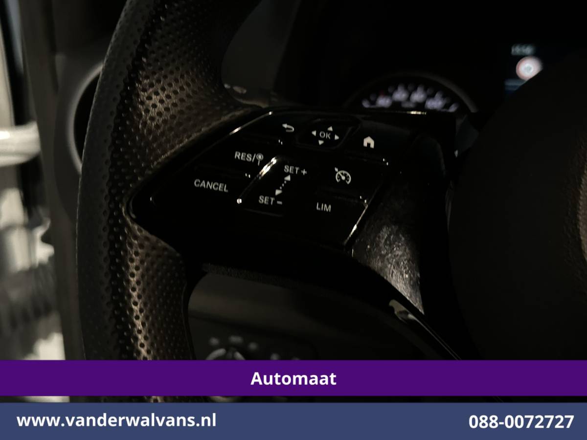 Mercedes-Benz Sprinter Mercedes-Benz Sprinter 317 CDI 170pk 9G-Tronic Automaat L2H2 Euro6 Airco | Camera | Navigatie | LED | Cruisecontrol Stoelverwarming, Chauffeursstoel, Parkeersensoren, Bijrijdersbank