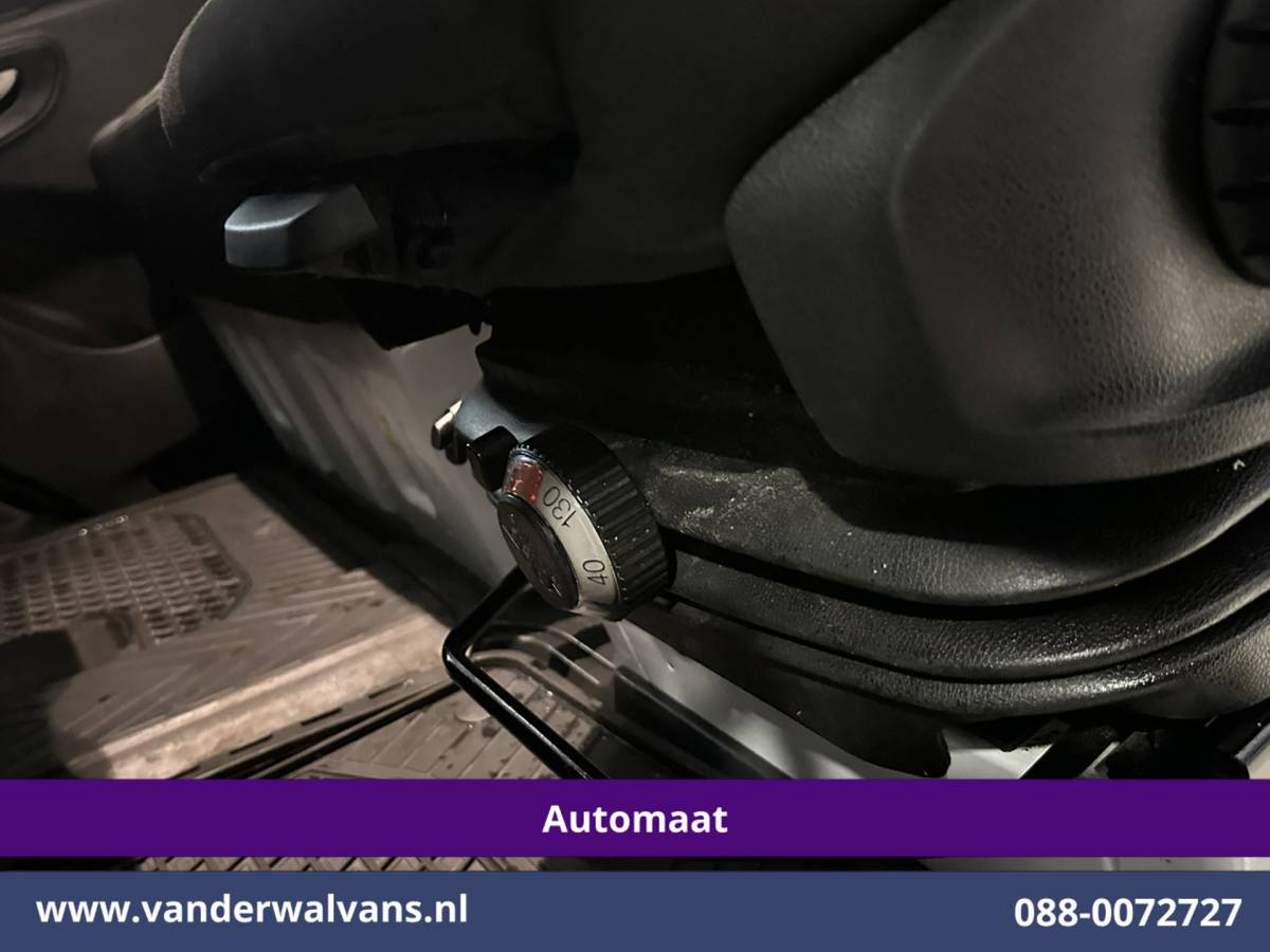 Mercedes-Benz Sprinter Mercedes-Benz Sprinter 317 CDI 170pk 9G-Tronic Automaat L2H2 Euro6 Airco | Camera | Navigatie | LED | Cruisecontrol Stoelverwarming, Chauffeursstoel, Parkeersensoren, Bijrijdersbank
