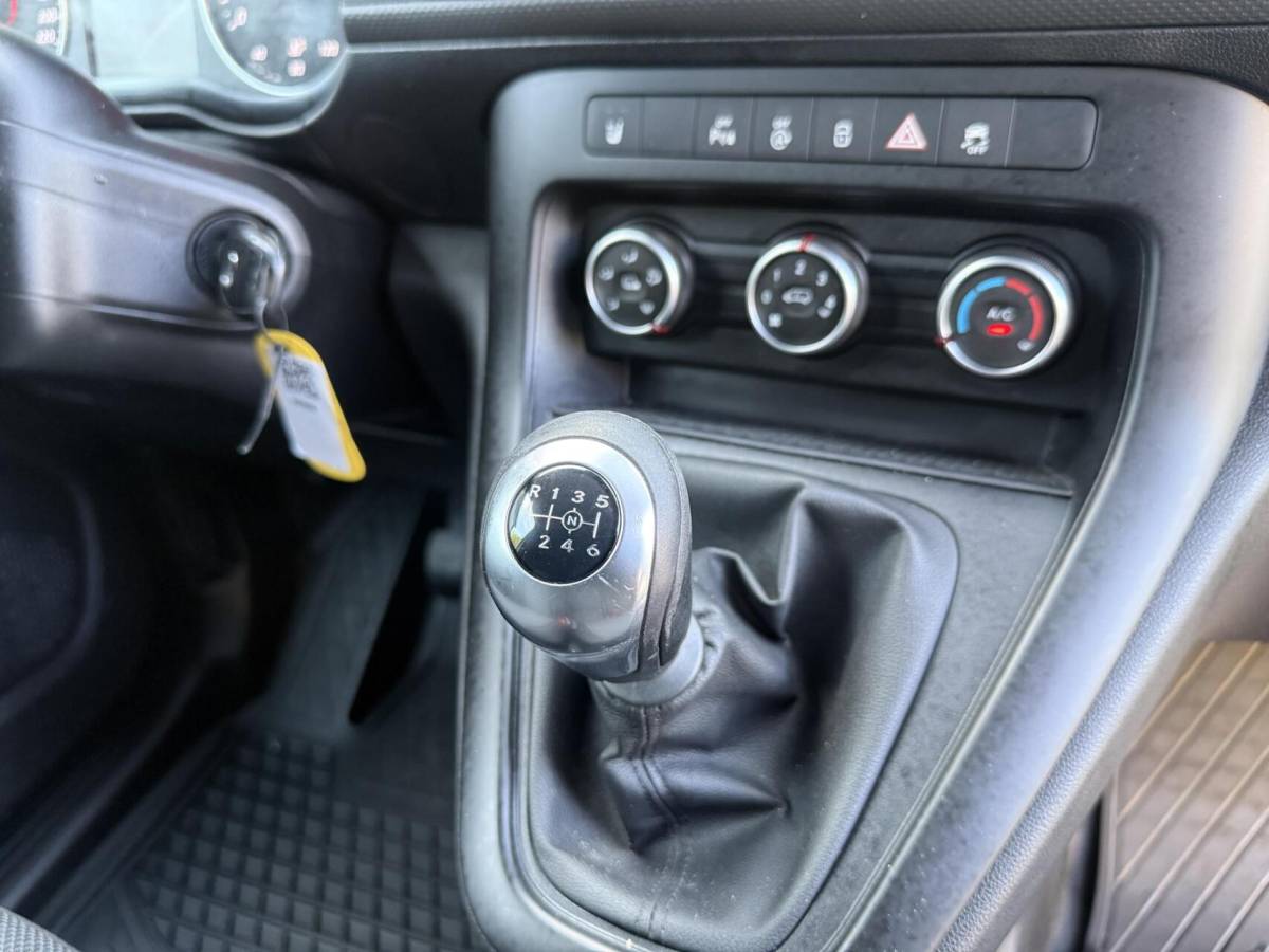 Mercedes-Benz Citan Mercedes Citan 110 Benz*Airco*Cruise*Pdc*3 Zits*Stoelverw*Apple Carplay