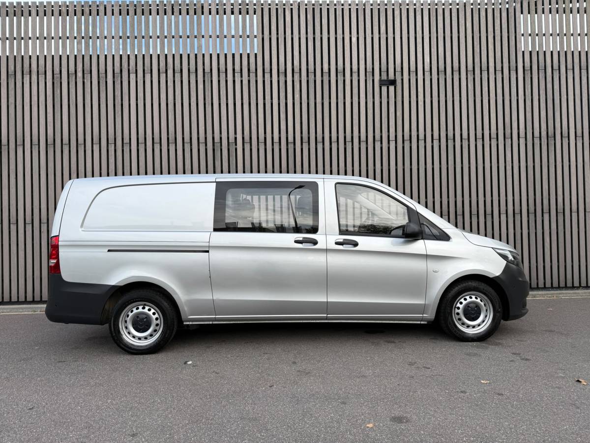 Mercedes-Benz Vito Mercedes-Benz Vito 109 CDI Extra Lang / Dubbele Cabine / Camera / Cruise / PDC / Airco