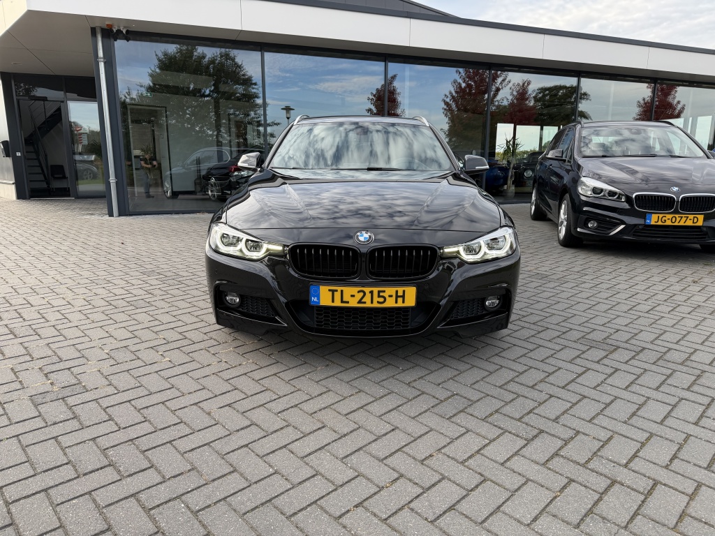 BMW 3 Serie Bmw 3-serie Touring 320i