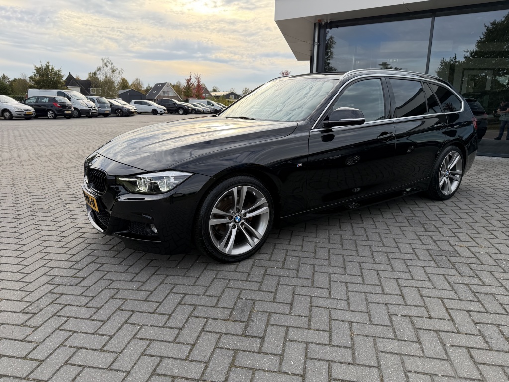 BMW 3 Serie Bmw 3-serie Touring 320i