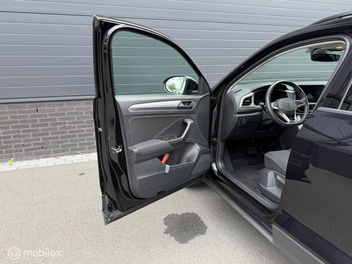 Volkswagen T-Roc Volkswagen T-Roc 1.5 TSI DSG Life Edition CARPLAY*CAMERA*ADABCR*PDC*NAP!