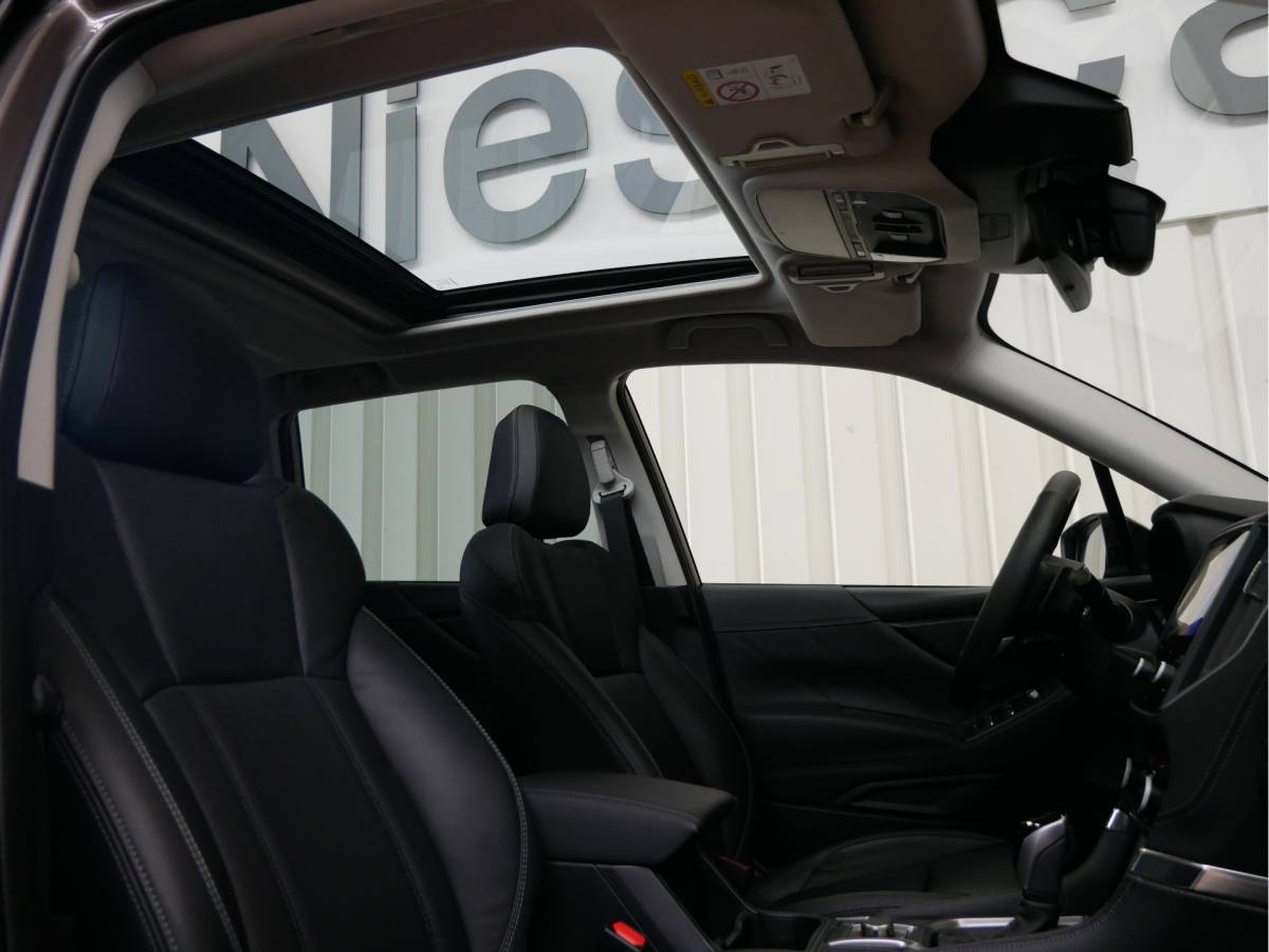 Subaru Forester Subaru Forester 2.0i e-BOXER Premium Eye-Sight / Navigatie / Apple Carplay en android auto