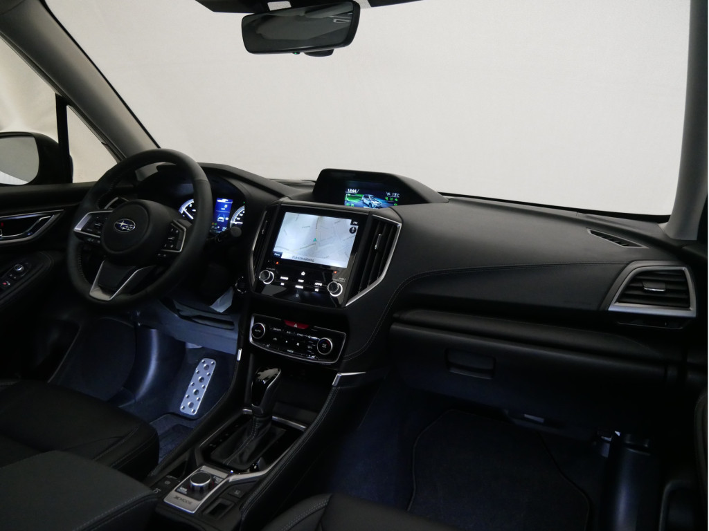 Subaru Forester Subaru Forester 2.0i e-BOXER Premium Eye-Sight / Navigatie / Apple Carplay en android auto