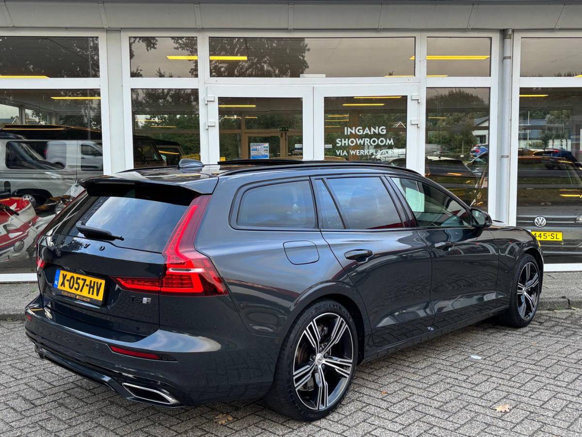 Volvo V60 Volvo V60 2.0 T6 340PK Twin Engine AWD R-Design —VERKOCHT—