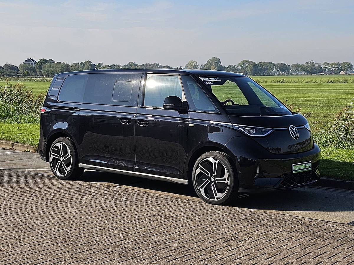 Volkswagen ID. Buzz VOLKSWAGEN ID.BUZZ GTX L2 LWB 86 kWh 4Motion 7 Persoons 2x Airco 2x Elektrische Schuifdeur LED Head Up ACC Navi Apple Carplay Stoelverwarming Full Option 340 PK!