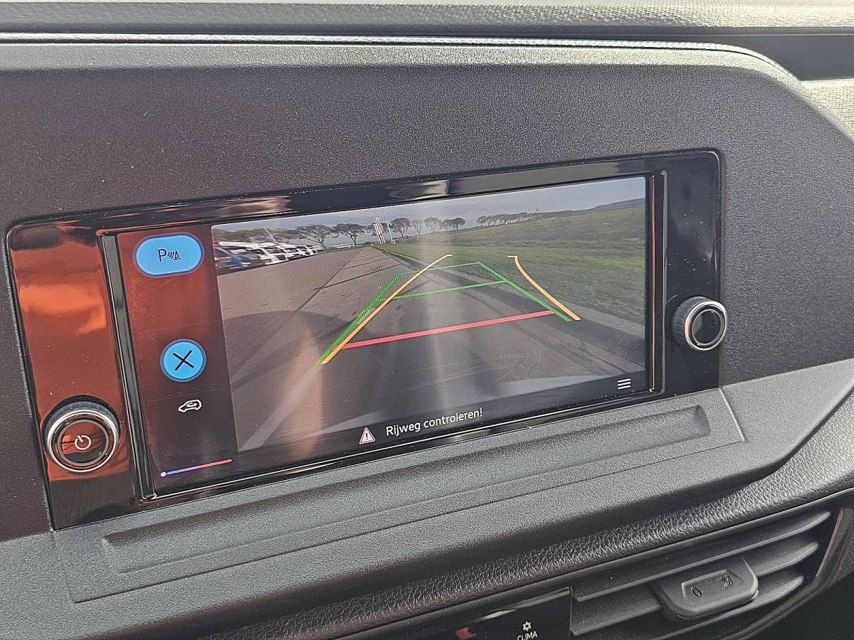 Volkswagen Caddy VOLKSWAGEN CADDY MAXI 1.5 TSI Automaat Carplay 122Pk Airco Bumpers-Kleur Camera Euro6 EX BPM!