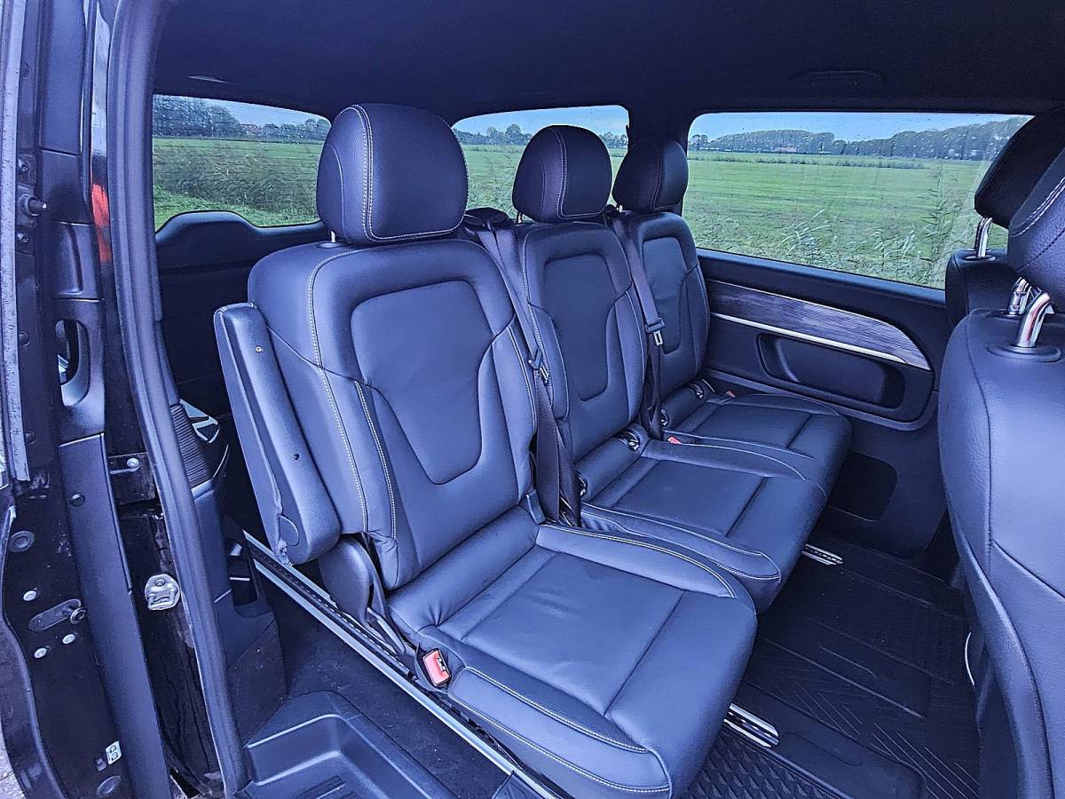 Mercedes-Benz EQV MERCEDES-BENZ EQV 300 L2 365KM WLTP LED 360Camera Leer 110Kw-Snelladen 90kWh!