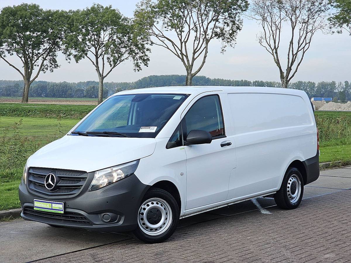 Mercedes-Benz Vito MERCEDES-BENZ VITO 110 l2 carplay euro6 ac!