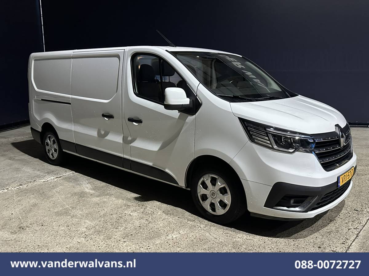 Renault Trafic Renault Trafic 2.0 dCi 131pk L2H1 Euro6 Airco | Navigatie | LED | Apple Carplay | Cruisecontrol | Parkeersensoren 2500kg trekvermogen, Bijrijdersbank