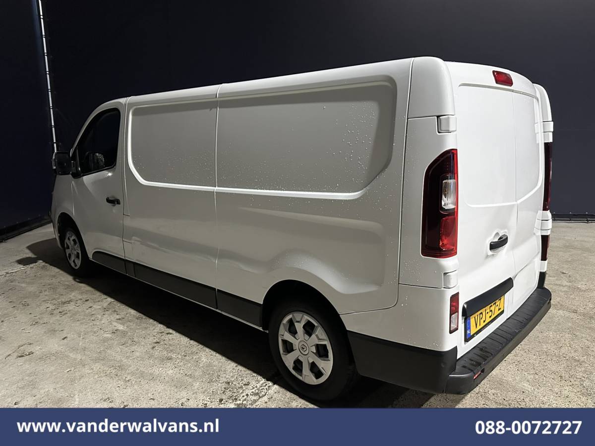 Renault Trafic Renault Trafic 2.0 dCi 131pk L2H1 Euro6 Airco | Navigatie | LED | Apple Carplay | Cruisecontrol | Parkeersensoren 2500kg trekvermogen, Bijrijdersbank