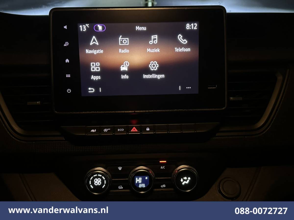 Renault Trafic Renault Trafic 2.0 dCi 131pk L2H1 Euro6 Airco | Navigatie | LED | Apple Carplay | Cruisecontrol | Parkeersensoren 2500kg trekvermogen, Bijrijdersbank