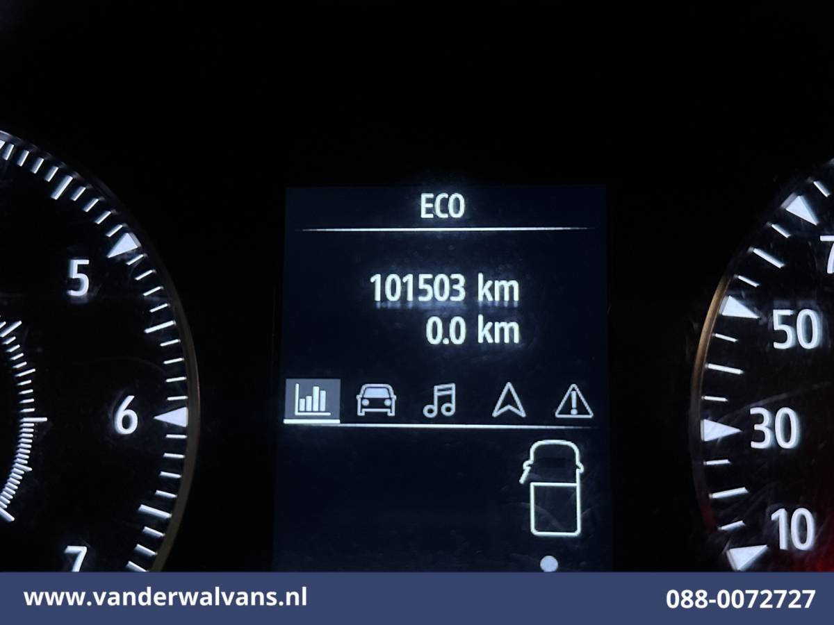 Renault Trafic Renault Trafic 2.0 dCi 131pk L2H1 Euro6 Airco | Navigatie | LED | Apple Carplay | Cruisecontrol | Parkeersensoren 2500kg trekvermogen, Bijrijdersbank
