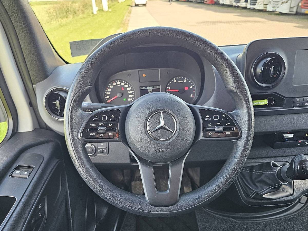 Mercedes-Benz Sprinter MERCEDES-BENZ SPRINTER 311 L2H2 Mbux FWD Euro6 BPM-Vrij Airco 114Pk!