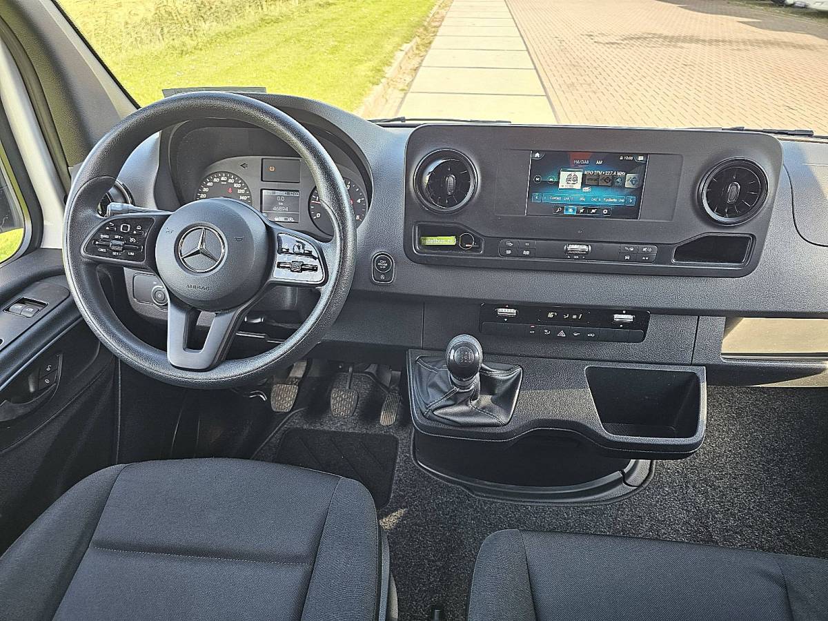 Mercedes-Benz Sprinter MERCEDES-BENZ SPRINTER 311 L2H2 Mbux FWD Euro6 BPM-Vrij Airco 114Pk!