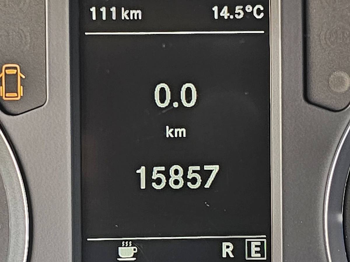 Mercedes-Benz eVito MERCEDES-BENZ EVITO L2 Bumpers-Kleur 66kWh 280KM WLTP Airco Automaat 80kw-snelladen Achterdeuren!