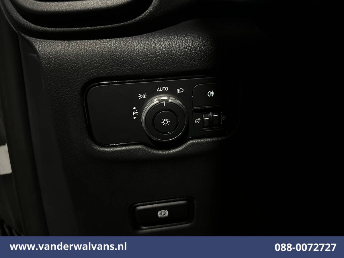 Mercedes-Benz Vito Mercedes-Benz Vito 116 CDI 164pk 2025 Model L2H1 Euro6 Airco | Camera | Navigatie | Cruisecontrol | Stoelverwarming Parkeersensoren, Bijrijdersbank